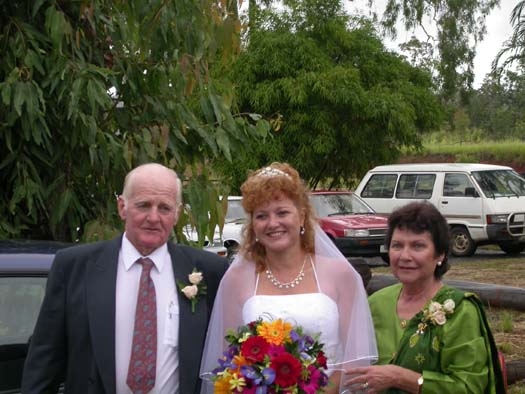 AUST QLD Mareeba 2003APR19 Wedding FLUX Ceremony 016